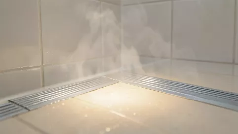 folia grzewcza do łazienki